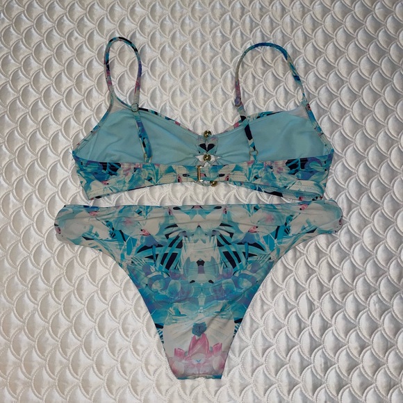 Very cute colorful swimsuit with Swarovski elements - Picture 6 of 12